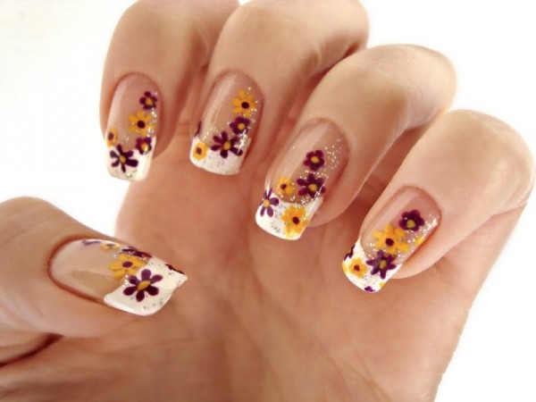 Nail Art com Flores