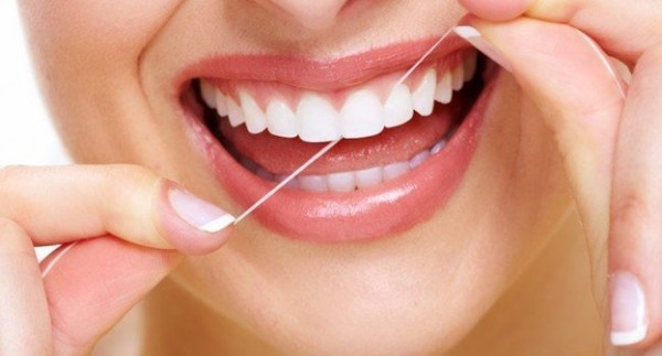Como acabar com o mau hálito através da higiene bucal