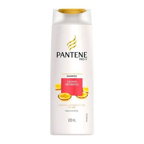 Pantene é um dos melhores shampoos para cabelos cacheados