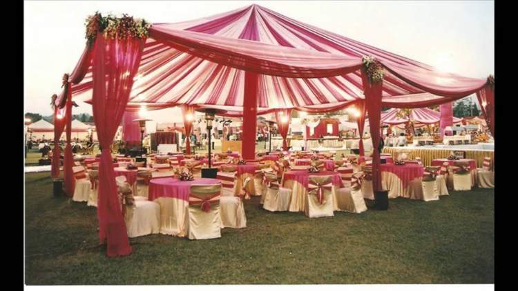 tenda para casamento ao ar livre