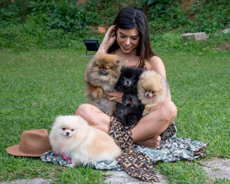 Priscila Rocha abre o coração para os animais e projeta ONG