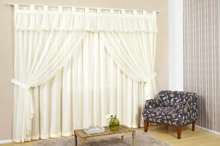 Transforme o visual da sua casa com cortinas novas