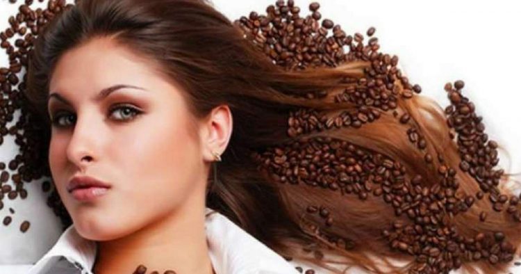 Café acelera o crescimento dos cabelos? Mito ou verdade?