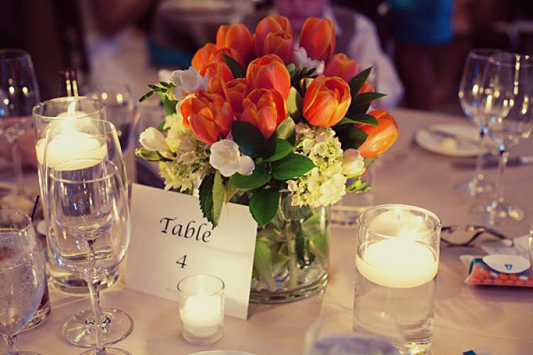 Decoração de casamento com tulipas