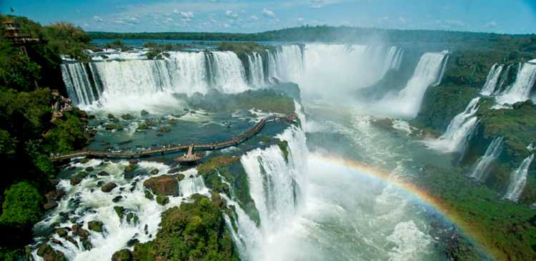 Foz do Iguaçu é um dos melhores destinos para lua de mel no Brasil