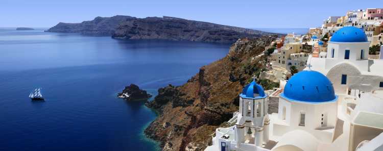 Grécia é um dos destinos deslumbrantes e não tão caros para passar a lua de mel