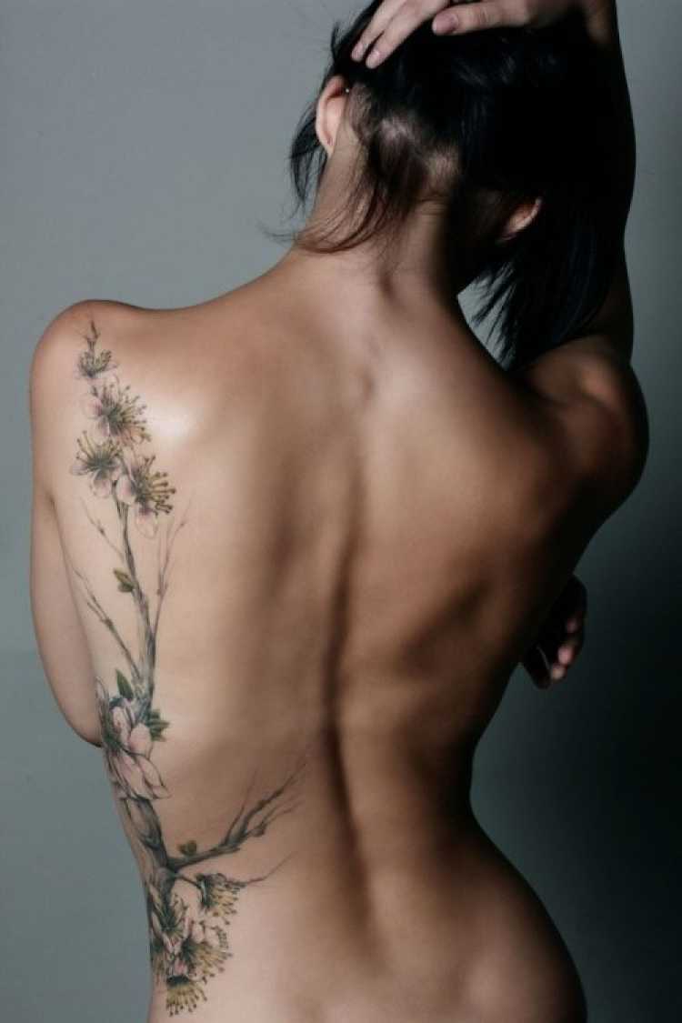 tatoo feminina