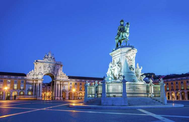 Lisboa em Portugal é um dos destinos baratos para réveillon 2019