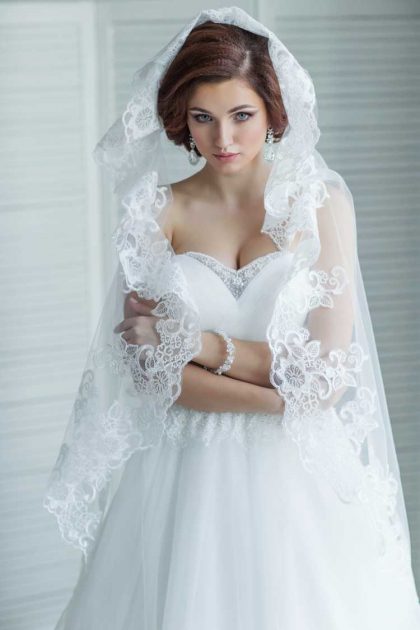 véu ideal bordado para um vestido de noiva perfeito 